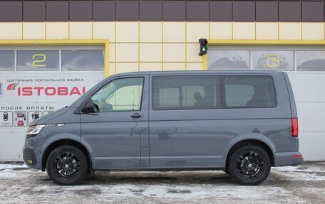 Volkswagen Multivan T6 рестайлинг, 2022 год, 8 195 000 рублей, 3 фотография