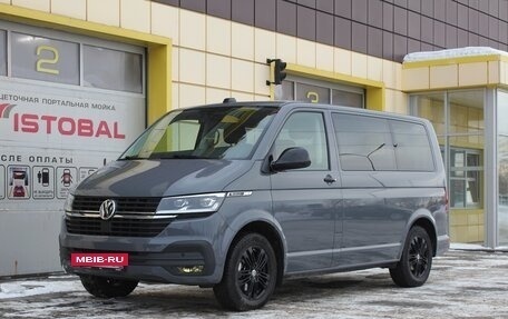 Volkswagen Multivan T6 рестайлинг, 2022 год, 8 195 000 рублей, 2 фотография