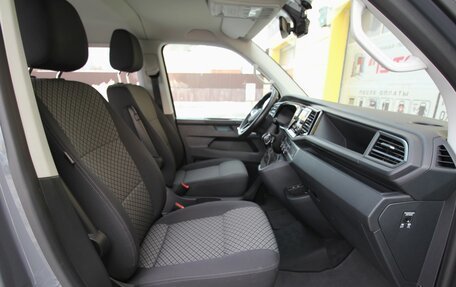 Volkswagen Multivan T6 рестайлинг, 2022 год, 8 195 000 рублей, 15 фотография