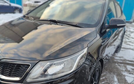 KIA Rio III рестайлинг, 2013 год, 790 000 рублей, 2 фотография