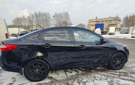 KIA Rio III рестайлинг, 2013 год, 790 000 рублей, 21 фотография