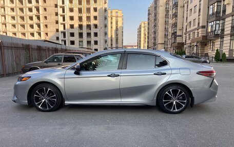 Toyota Camry, 2019 год, 3 050 000 рублей, 2 фотография