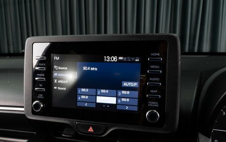 Toyota Yaris, 2020 год, 1 279 000 рублей, 14 фотография