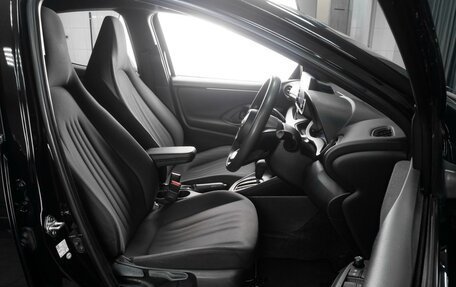 Toyota Yaris, 2020 год, 1 279 000 рублей, 10 фотография