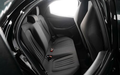 Toyota Yaris, 2020 год, 1 279 000 рублей, 9 фотография