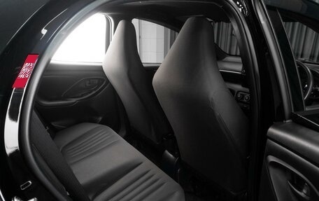 Toyota Yaris, 2020 год, 1 279 000 рублей, 11 фотография