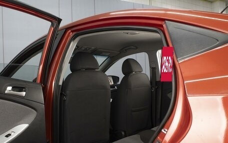 Hyundai Solaris II рестайлинг, 2012 год, 700 000 рублей, 10 фотография