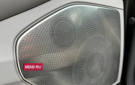 Genesis G90 I рестайлинг, 2018 год, 2 490 000 рублей, 18 фотография