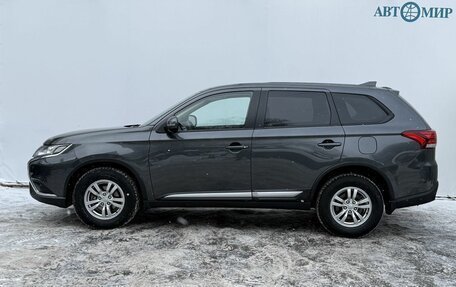 Mitsubishi Outlander III рестайлинг 3, 2019 год, 2 406 000 рублей, 8 фотография