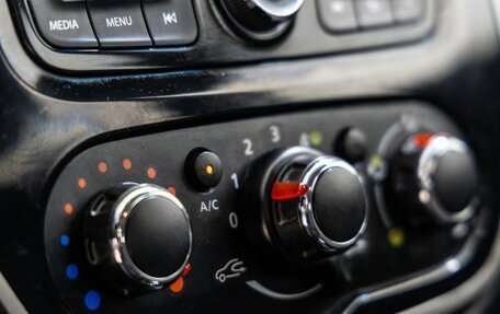 Renault Kaptur I рестайлинг, 2019 год, 1 050 000 рублей, 31 фотография