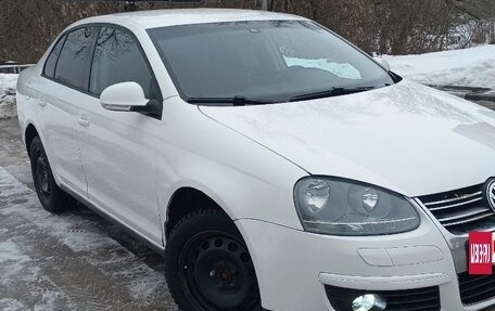 Volkswagen Jetta VI, 2009 год, 700 000 рублей, 13 фотография