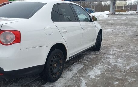 Volkswagen Jetta VI, 2009 год, 700 000 рублей, 16 фотография