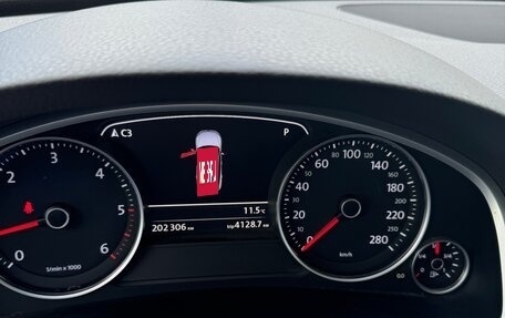 Volkswagen Touareg III, 2012 год, 2 200 000 рублей, 9 фотография