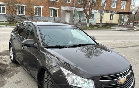 Chevrolet Cruze II, 2013 год, 950 000 рублей, 5 фотография