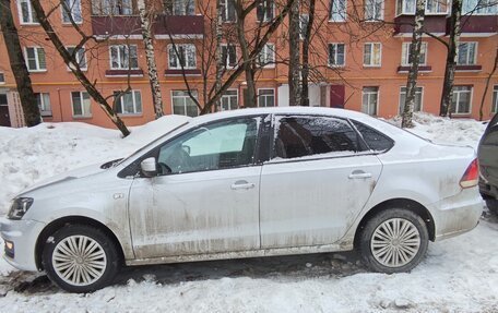 Volkswagen Polo VI (EU Market), 2017 год, 950 000 рублей, 1 фотография