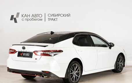 Toyota Camry, 2021 год, 3 390 000 рублей, 3 фотография