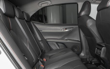 Toyota Camry, 2021 год, 3 390 000 рублей, 8 фотография