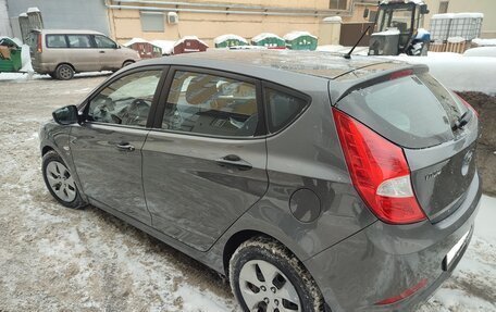 Hyundai Solaris II рестайлинг, 2015 год, 990 000 рублей, 6 фотография