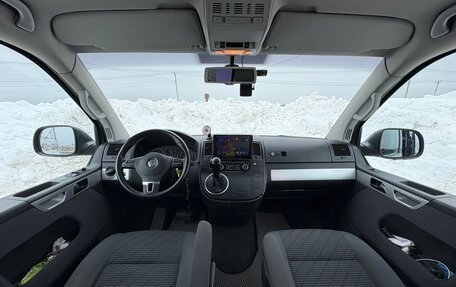 Volkswagen Multivan T5, 2012 год, 2 299 000 рублей, 13 фотография