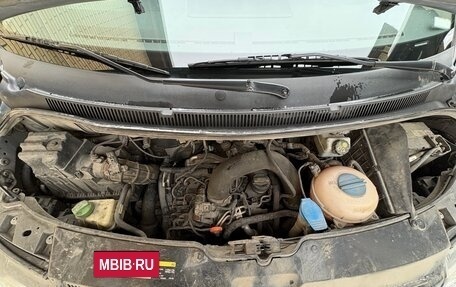 Volkswagen Multivan T5, 2012 год, 2 299 000 рублей, 15 фотография