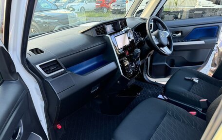 Toyota Roomy I, 2017 год, 1 350 000 рублей, 7 фотография