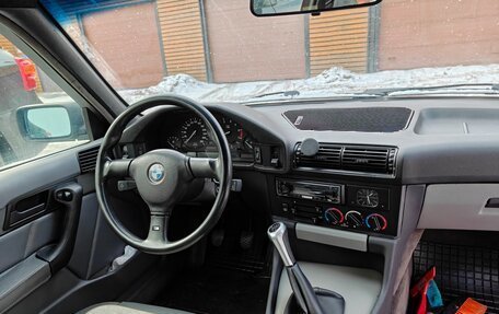BMW 5 серия, 1991 год, 600 000 рублей, 6 фотография