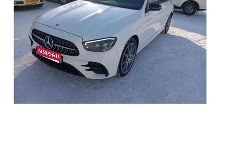 Mercedes-Benz E-Класс, 2021 год, 4 480 000 рублей, 1 фотография