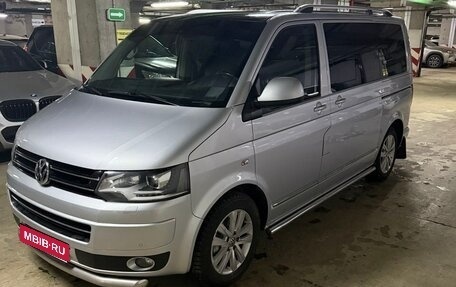 Volkswagen Multivan T5, 2012 год, 2 150 000 рублей, 1 фотография