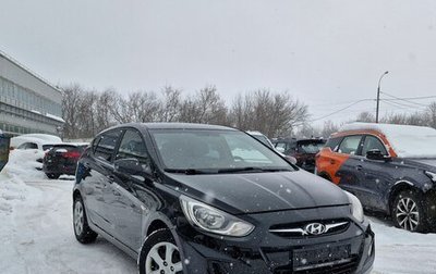 Hyundai Solaris II рестайлинг, 2011 год, 819 000 рублей, 1 фотография