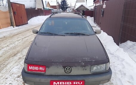 Volkswagen Passat B3, 1993 год, 260 000 рублей, 2 фотография