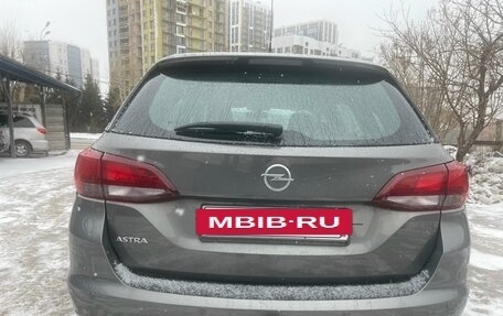 Opel Astra K, 2019 год, 1 850 000 рублей, 2 фотография