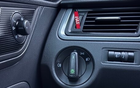 Skoda Rapid I, 2018 год, 1 350 000 рублей, 16 фотография