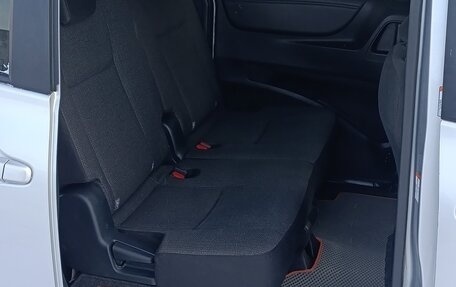 Toyota Sienta II, 2020 год, 1 290 000 рублей, 7 фотография