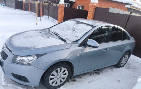 Chevrolet Cruze II, 2011 год, 670 000 рублей, 2 фотография