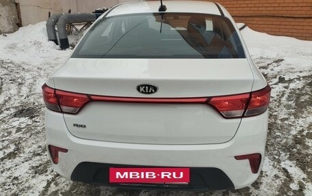 KIA Rio IV, 2017 год, 1 000 000 рублей, 5 фотография