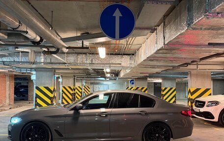 BMW 5 серия, 2020 год, 5 050 000 рублей, 4 фотография