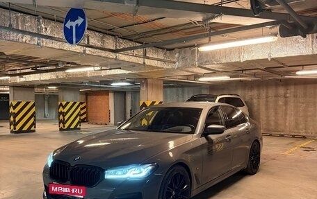 BMW 5 серия, 2020 год, 5 050 000 рублей, 2 фотография