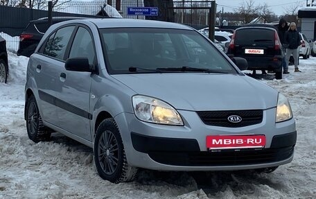KIA Rio II, 2006 год, 339 000 рублей, 2 фотография