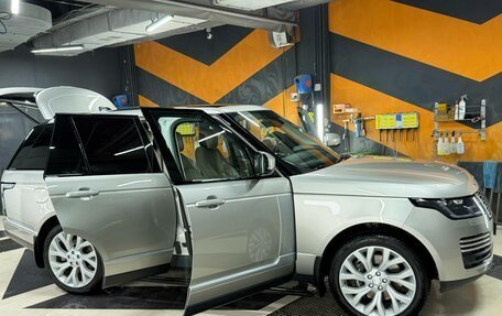 Land Rover Range Rover IV рестайлинг, 2018 год, 7 500 000 рублей, 12 фотография