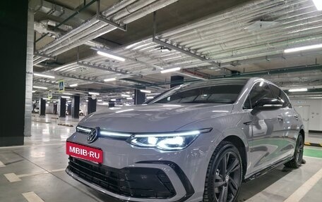 Volkswagen Golf VIII, 2021 год, 2 990 000 рублей, 14 фотография