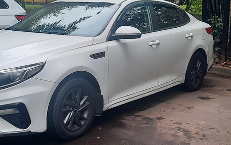 KIA Optima IV, 2019 год, 1 080 000 рублей, 2 фотография