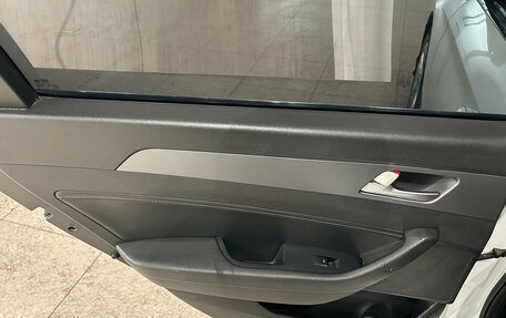 Hyundai Sonata VII, 2019 год, 949 000 рублей, 9 фотография