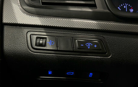 Hyundai Sonata VII, 2019 год, 949 000 рублей, 23 фотография