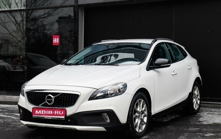 Volvo V40 Cross Country I, 2017 год, 2 099 000 рублей, 1 фотография