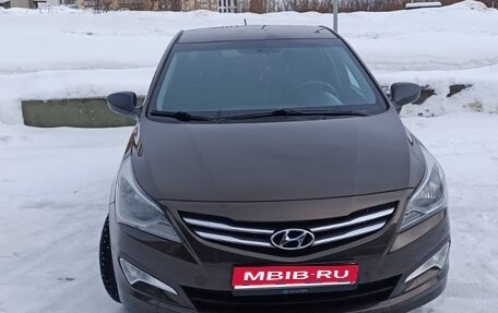 Hyundai Solaris II рестайлинг, 2016 год, 1 040 000 рублей, 1 фотография