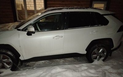 Toyota RAV4, 2019 год, 3 100 000 рублей, 1 фотография