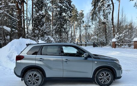 Suzuki Vitara II рестайлинг, 2019 год, 2 200 000 рублей, 6 фотография