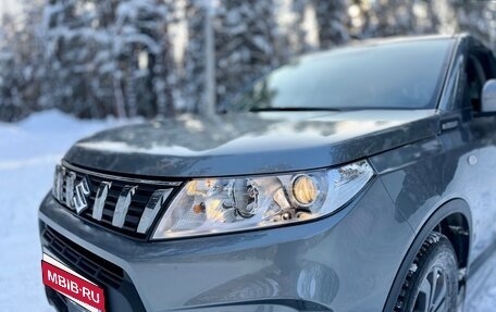 Suzuki Vitara II рестайлинг, 2019 год, 2 200 000 рублей, 24 фотография