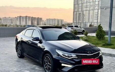 KIA Optima IV, 2018 год, 2 100 000 рублей, 4 фотография