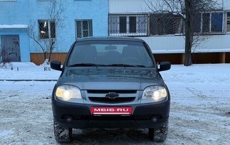 Chevrolet Niva I рестайлинг, 2016 год, 670 000 рублей, 2 фотография